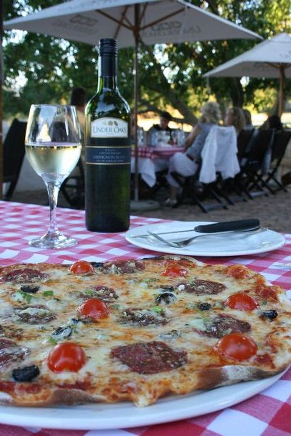 Under Oaks Wine Farm, Paarl