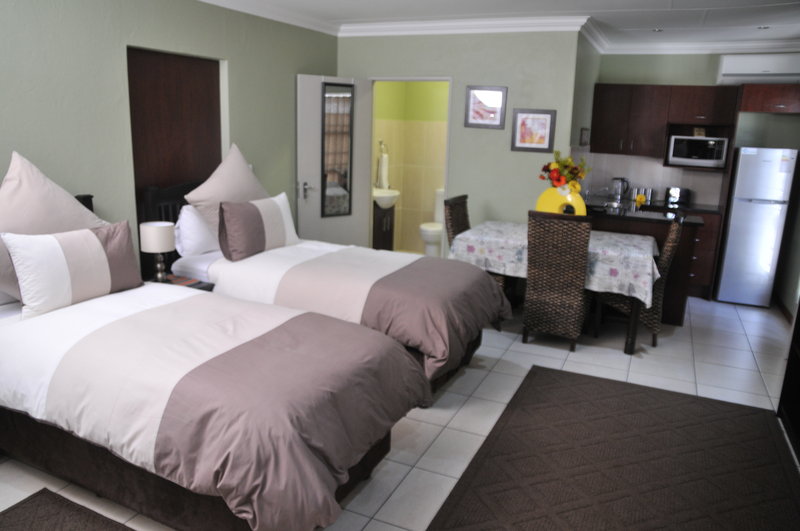Summer Garden Guest House & Self Catering Units, Benoni