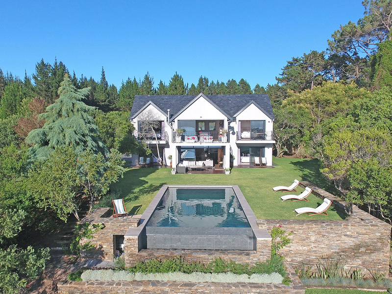 Bleshoener, Sedgefield