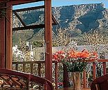 iKhaya Guest Lodge