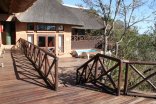 Ntshondwe Lodge outside view
