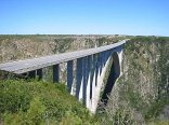Bloukrans River Bridge Bungi Jumping (Adventures)