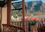 iKhaya Guest Lodge