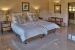 Bonamanzi Game Park - 8-sleeper Game Lodge