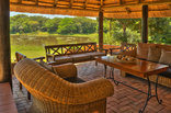 Bonamanzi Game Park - 6-sleeper Dinizulu Lodge