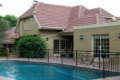 6 on Westbrooke Guesthouse