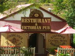 Restaurant & Victorian Pub