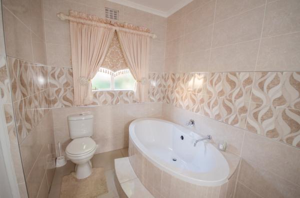 The Palms Guesthouse Klerksdorp