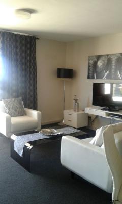 Room image 2