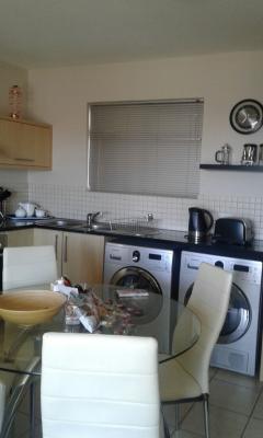 Room image 3