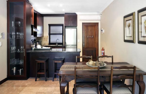 Holly Tree Franschhoek Accommodation