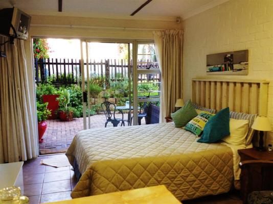 Room image 8