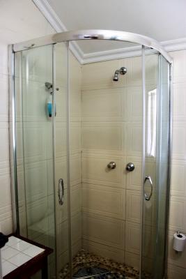 Room image 2