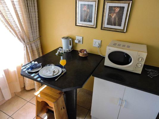 Room image 3