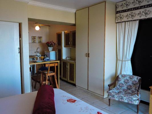 Room image 3