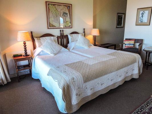 Room image 3