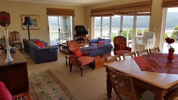 living and dining area