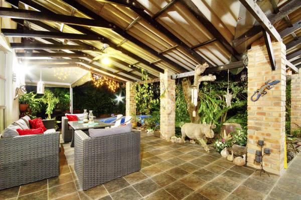 Outside Lounge area 