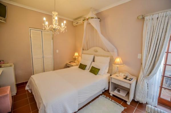 Room image 2