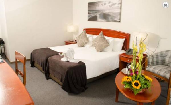Room image 2