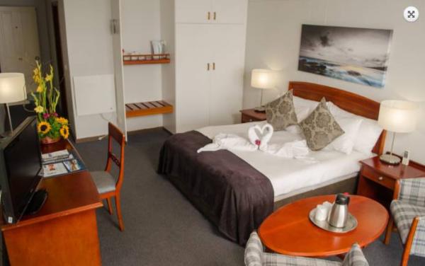 Room image 6