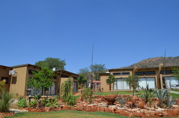 Manor Hills Guest Lodge 