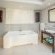 Main en-suite bathroom