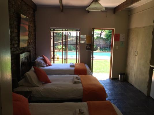 Room image 2