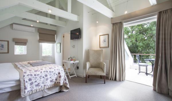 Room image 4