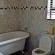 Deluxe Suite Bathroom