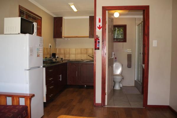 4/5 Sleeper self-catering chalets