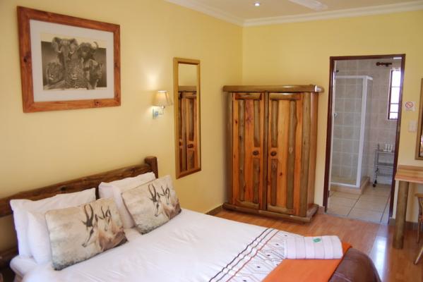 Room image 3