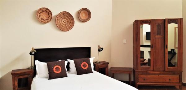 Room image 2