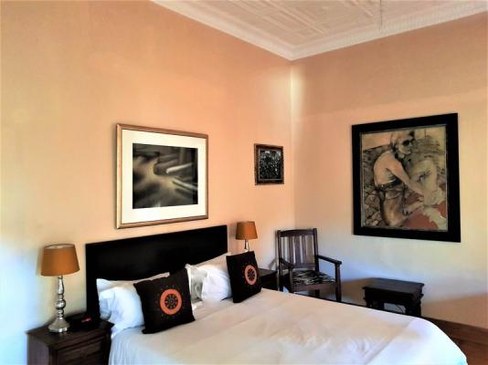 Room image 4