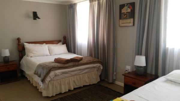 Room image 5