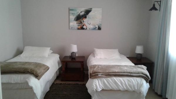 Room image 6