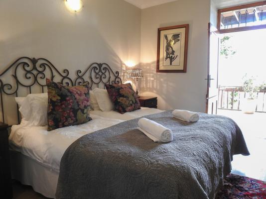 Room image 6