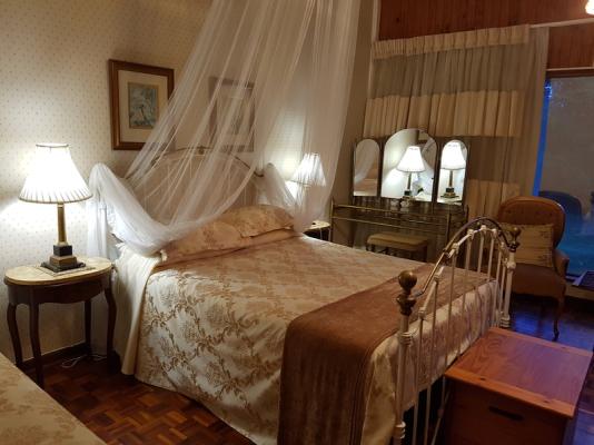 Room image 3