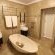 UNIT 7 BATHROOM