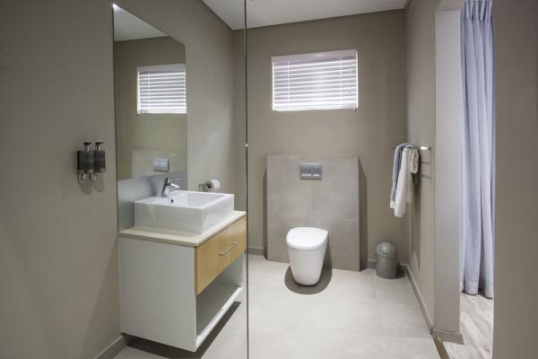 Room image 4