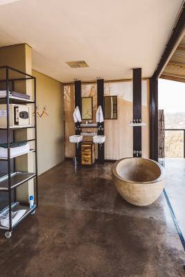 Open Plan Bathroom