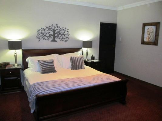 Room image 1