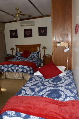 Room image 2