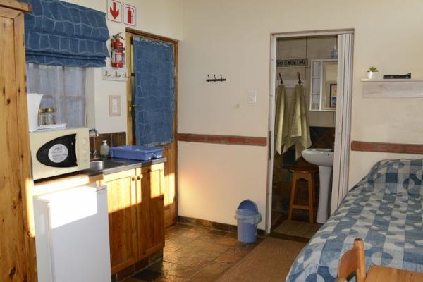 Room image 4
