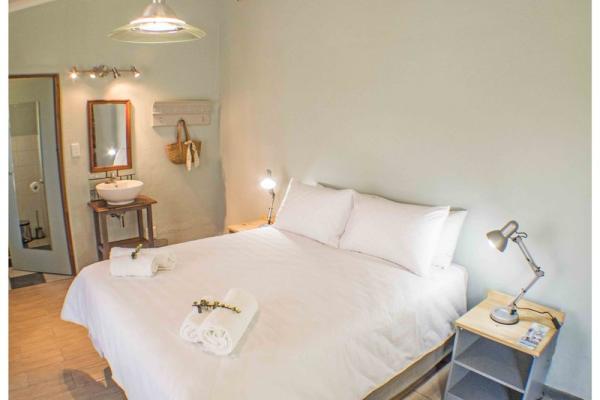 Room image 8