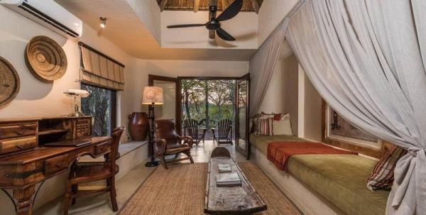 Bush Lodge - Sabi Sabi