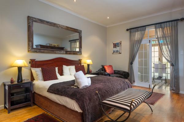 Room image 1