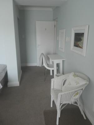 Room image 14
