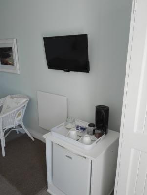 Room image 15