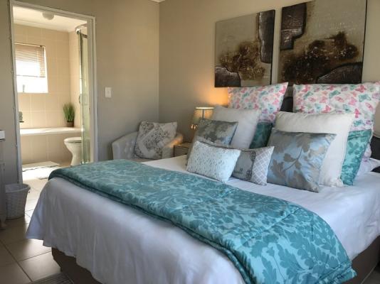 Room image 1